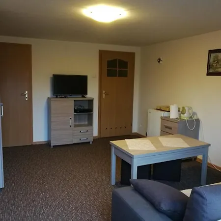 Pieciu Pomostow Gasthof Czaplinek